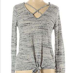 Caution to the wind gray top